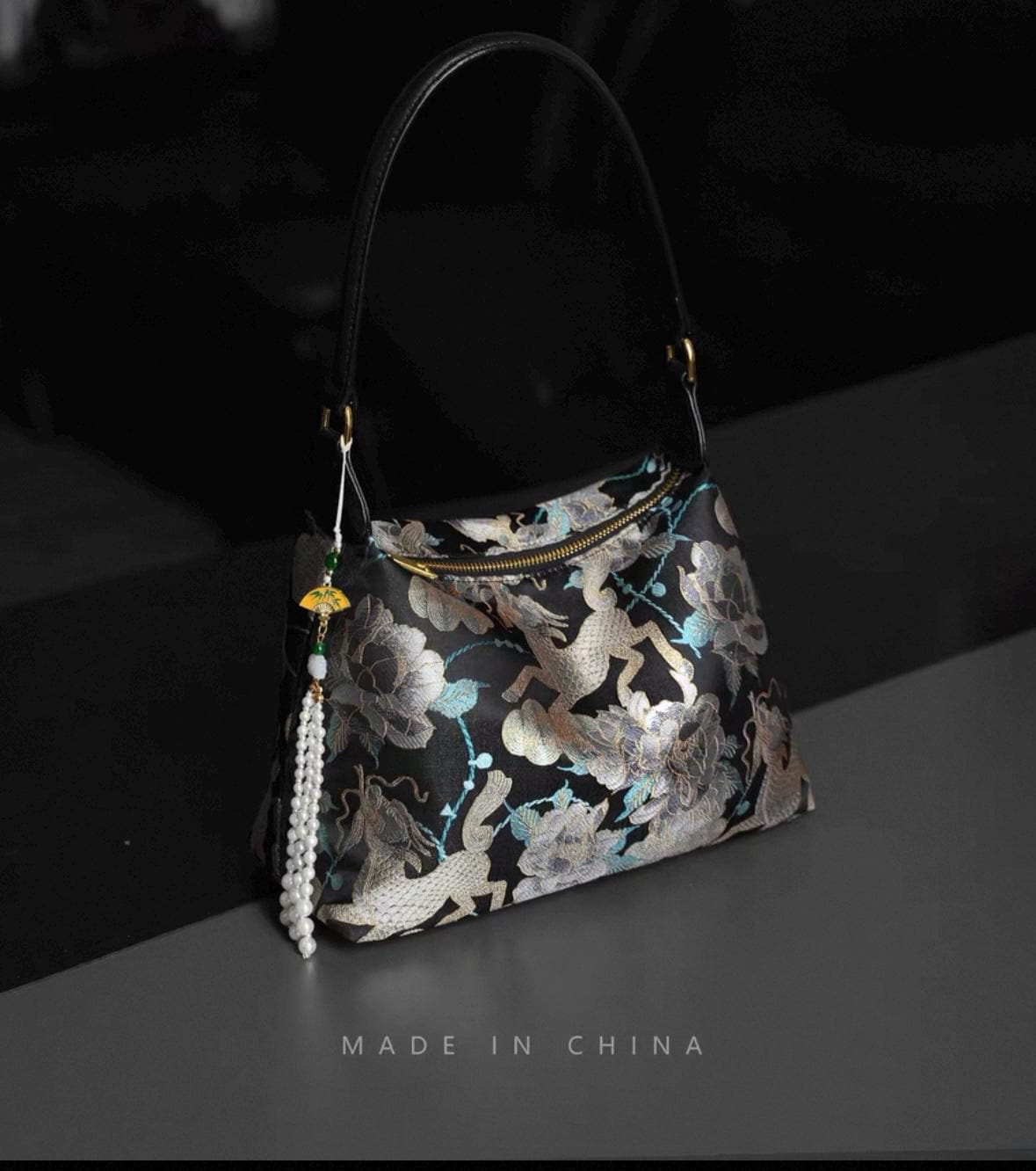 Handmade Chinese Silk & Leather Purse – Intangible Cultural Heritage Embroidery Bag, Luxury Oriental Shoulder Bag