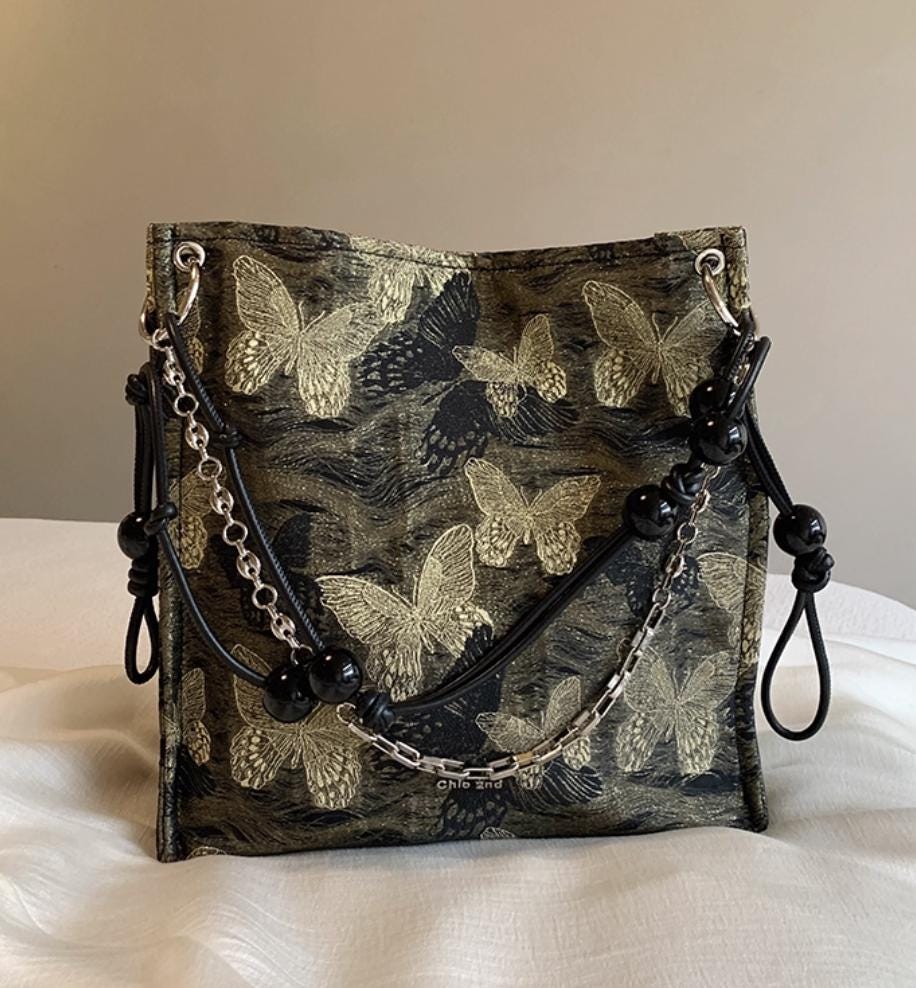 Vintage Butterfly Embroidered Shoulder Bag with Beaded Strap – Elegant Tapestry Crossbody Purse