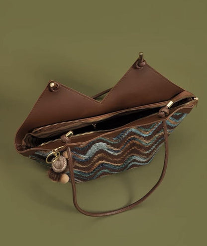 Retro Zigzag Wool Tote Bag with Plush Keychain – Vintage Chevron Handbag for Women