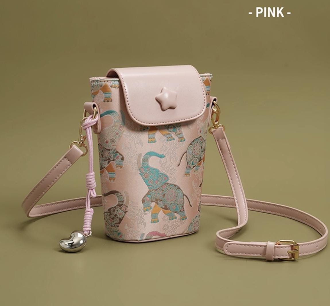 Butterfly Pattern Crossbody Phone Bag – Embroidered PU Leather Shoulder Bag with Adjustable Strap